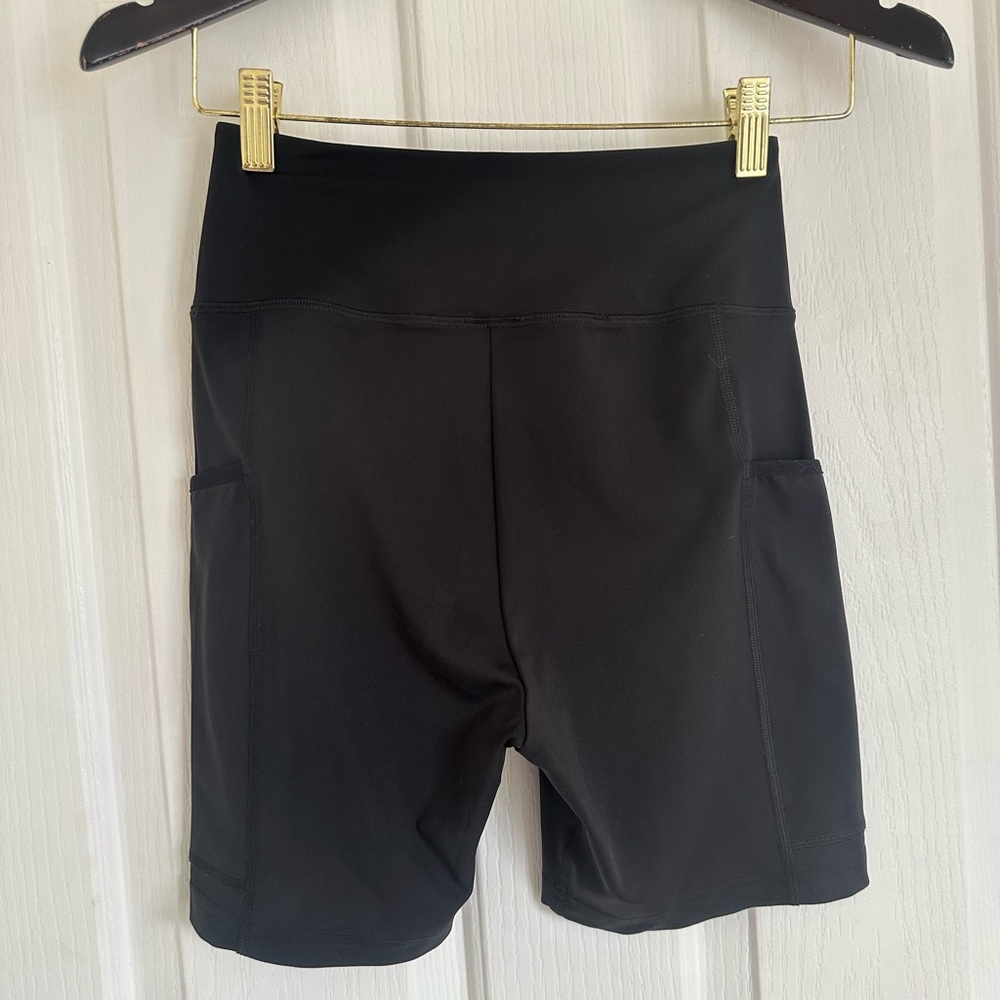 Gymshark Pocket Shorts - Picture 3 of 3
